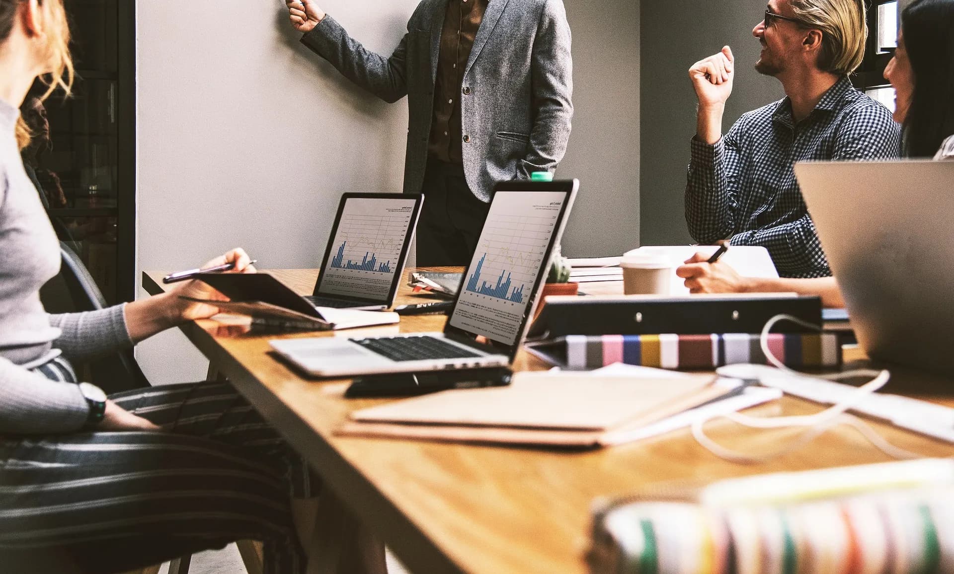 Channel manager vs managing short-term rental yourself: which is best?